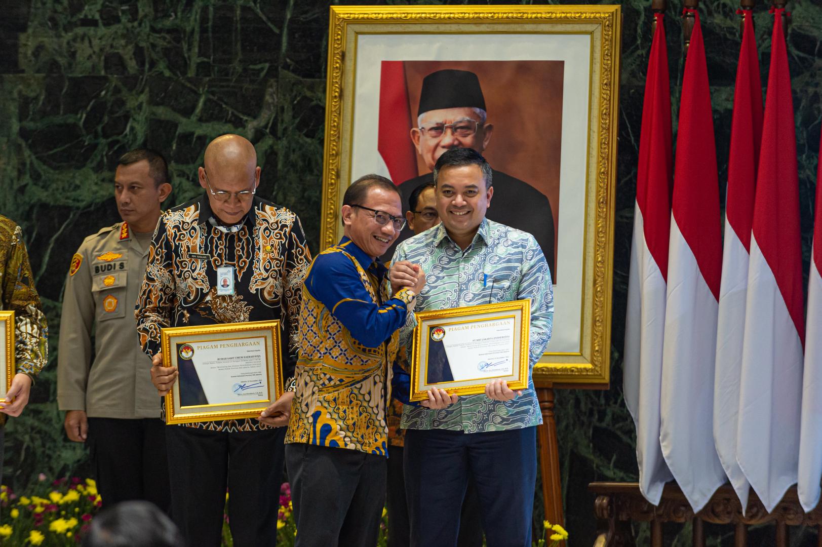 PT MRT Jakarta (Perseroda) Raih Penghargaan Anugerah Keterbukaan ...